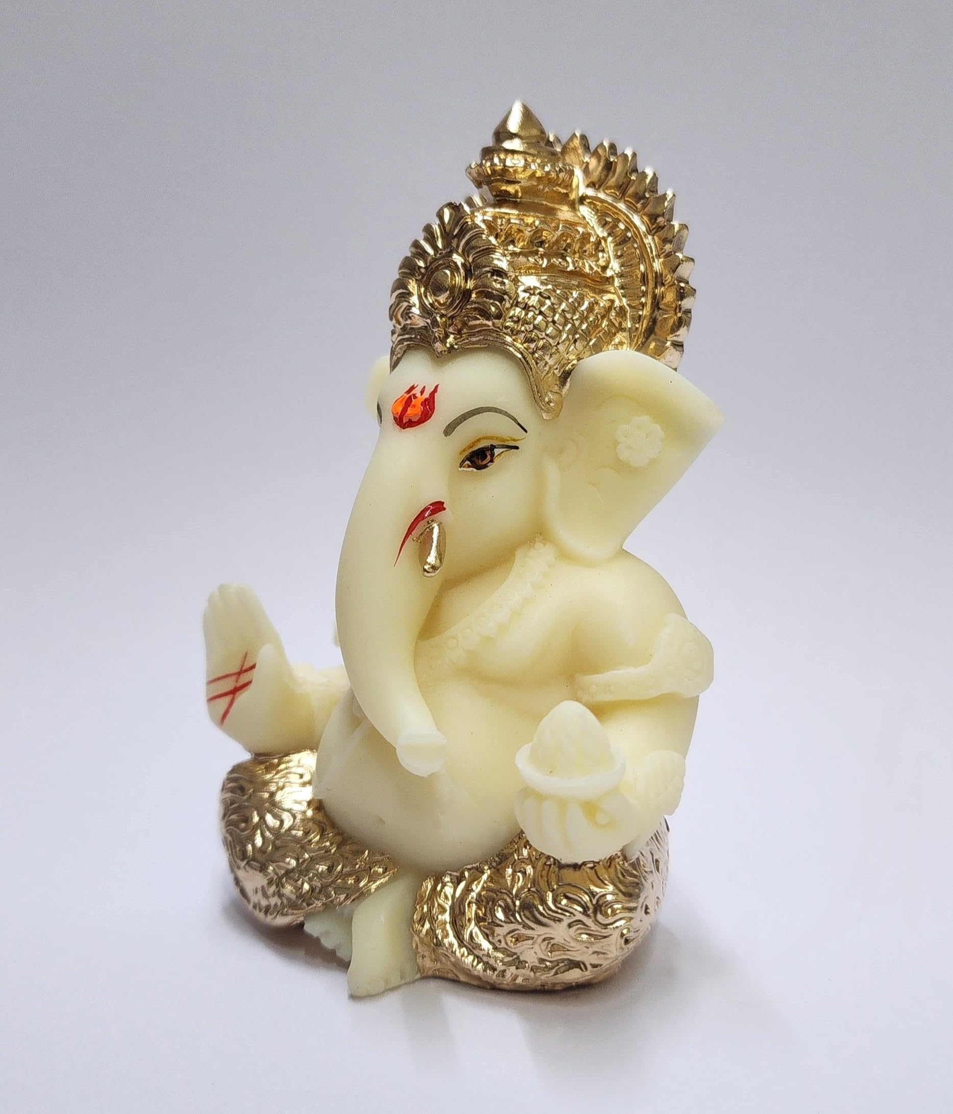 Gold Art India Peach Ivory Finish Ganesha Idol Car Dashboard IdolGanesha Murti Ganpati Idol for Home Decor Puja Lord Ganesh Statue Gift for Office Desk Puja Room Figurine 3.3" inches