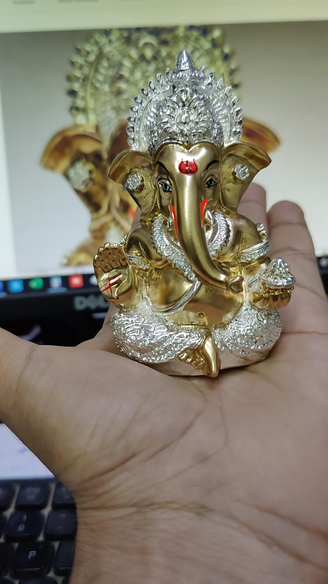 Gold Art India Peach Ivory Finish Ganesha Idol Car Dashboard IdolGanesha Murti Ganpati Idol for Home Decor Puja Lord Ganesh Statue Gift for Office Desk Puja Room Figurine 3.3" inches