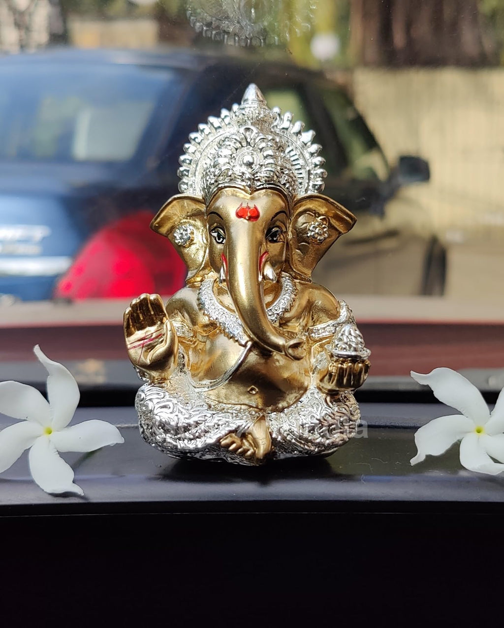 Gold Art India Peach Ivory Finish Ganesha Idol Car Dashboard IdolGanesha Murti Ganpati Idol for Home Decor Puja Lord Ganesh Statue Gift for Office Desk Puja Room Figurine 3.3" inches