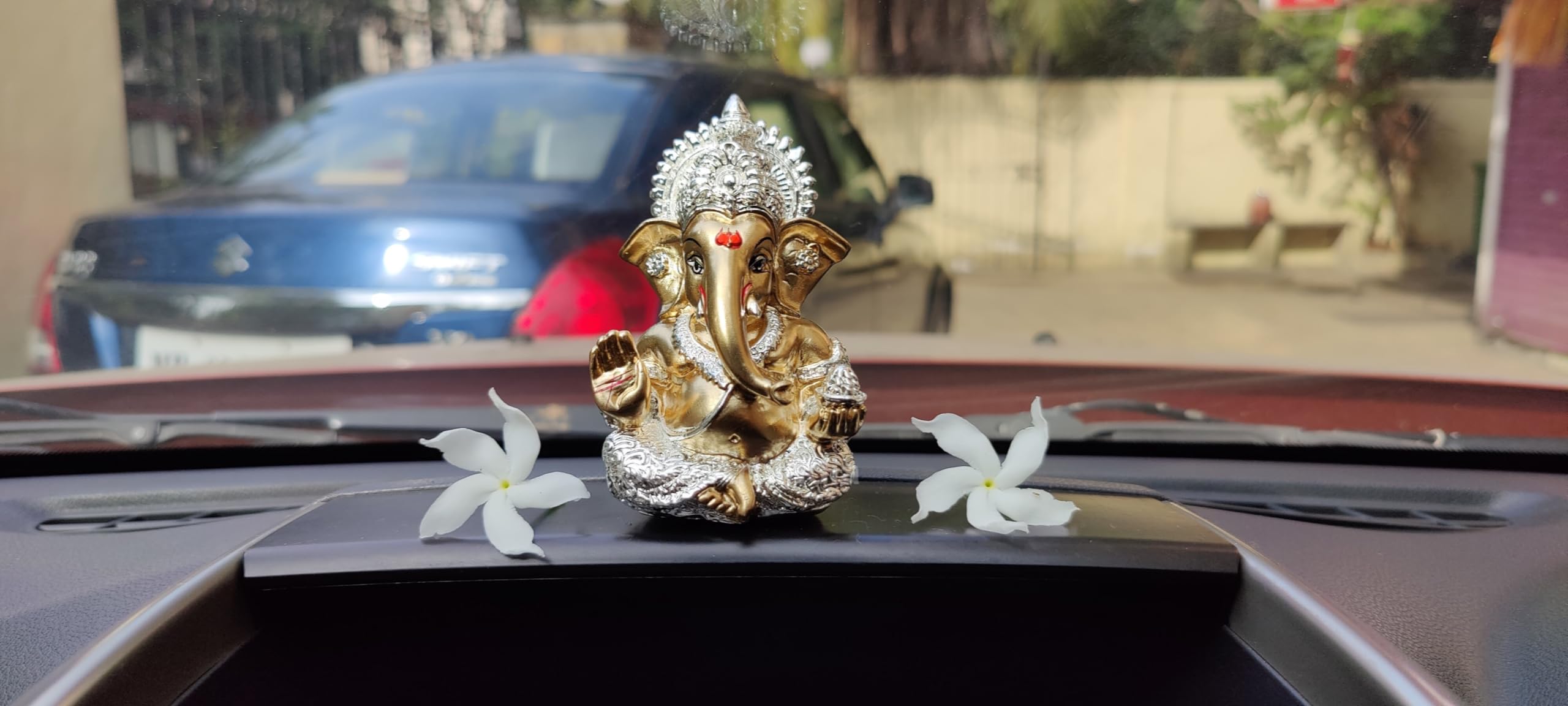 Gold Art India Peach Ivory Finish Ganesha Idol Car Dashboard IdolGanesha Murti Ganpati Idol for Home Decor Puja Lord Ganesh Statue Gift for Office Desk Puja Room Figurine 3.3" inches